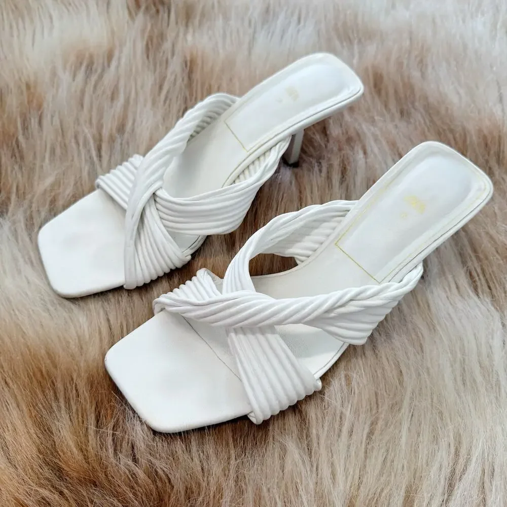 ZARA White Pleated Crossover Strap Heeled Mules Sandals Size 8.5 - Picture 4 of 8